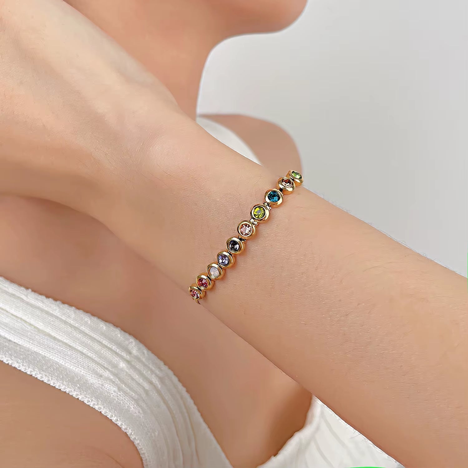Europe and the United States Fashion Stainless Steel Zircon Bracelet Women Light Luxury Luxury Small High-Grade Accessories